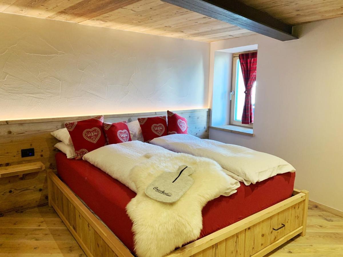 Bed and Breakfast Grizzly Haus & Frosch Restaurant - Teritoria Варена Екстер'єр фото