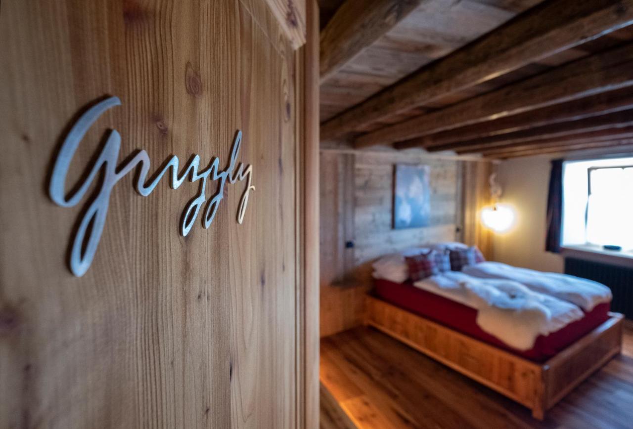 Bed and Breakfast Grizzly Haus & Frosch Restaurant - Teritoria Варена Екстер'єр фото
